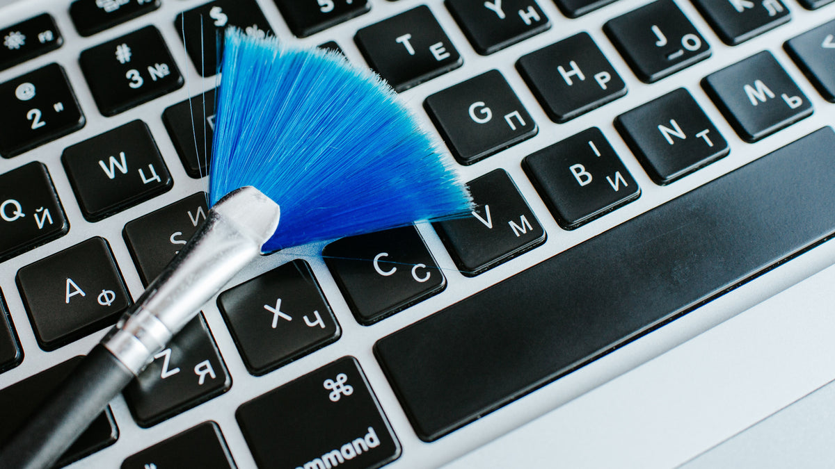 How to Clean Macbook Pro Keyboard