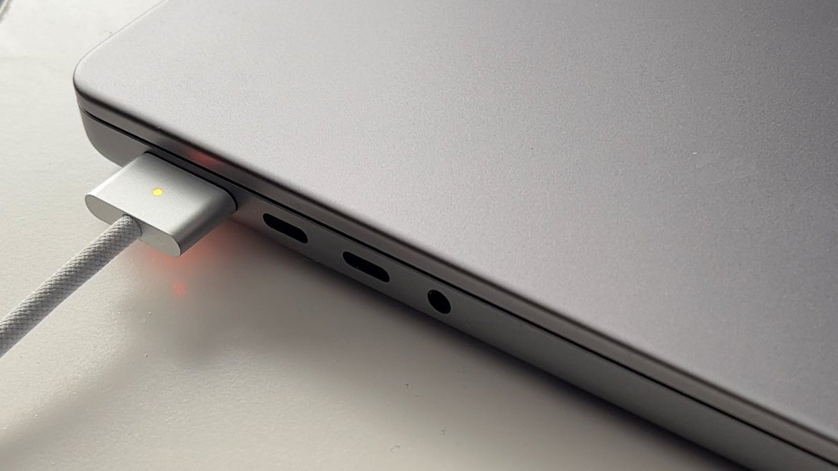 My Macbook Not Charging with an Orange Light? (SOLUTIONS) – Acom Distributors
